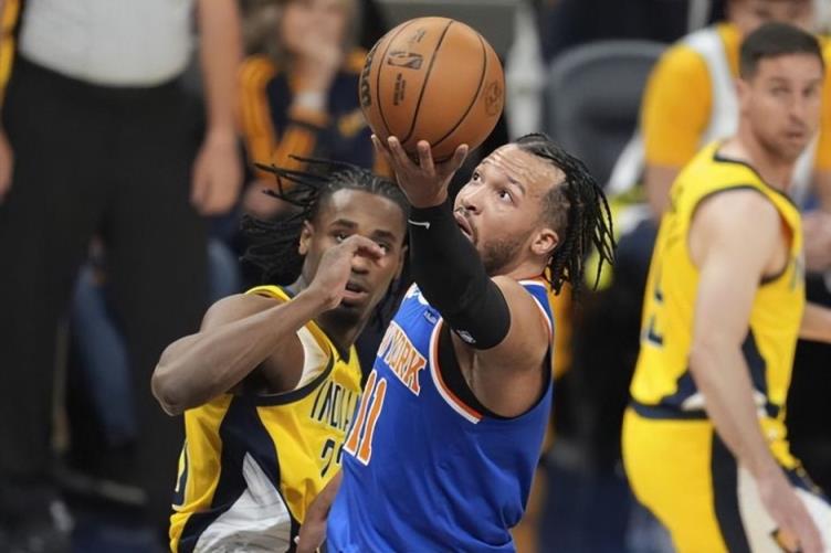 NBA东决G4回放：尼克斯vs步行者（5.28）哈利伯顿砍32分12篮板15助攻