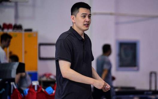 媒体人透露辽宁队6月1日启程，先在北京热身再赴广西