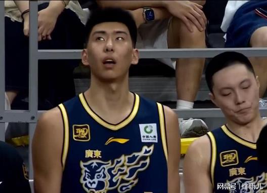 广东内线“王炸”崛起，挤走徐昕逼退王少杰，或成杜锋新宠