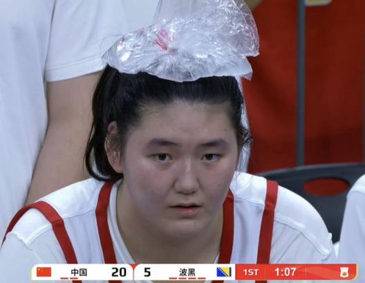 宫鲁鸣强硬表态李梦出局，女姚明现身却悄然离去