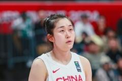 中国女篮首节罚球失误 需要调整阵容与战术