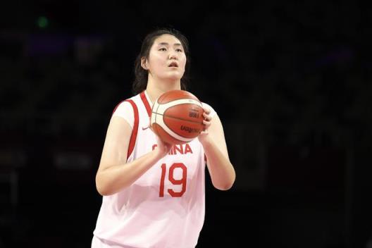 宫鲁鸣：张子宇赛后伤痕累累，心理磨炼胜过技术提升