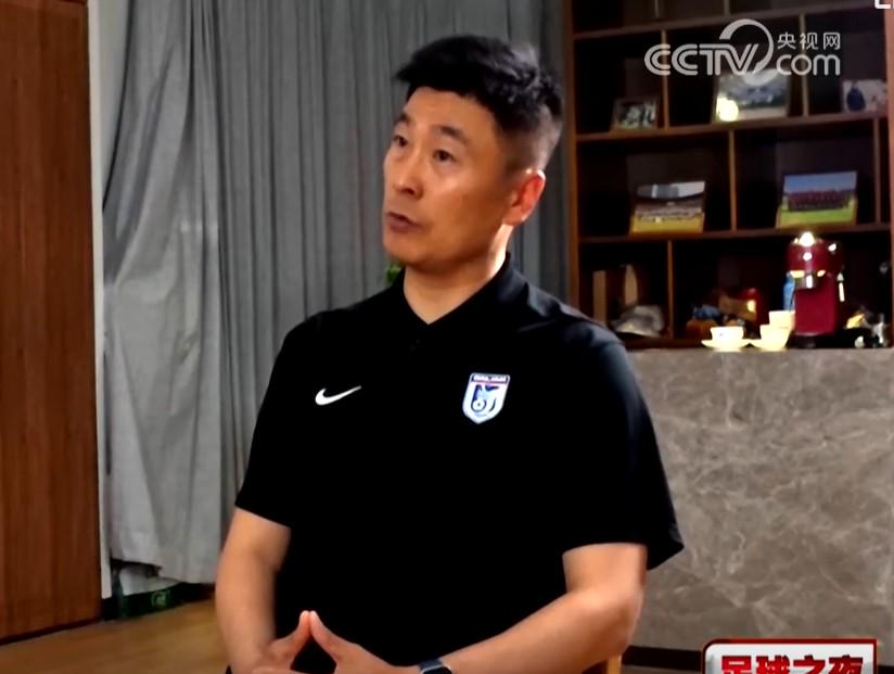 李国旭：大连球员不愿回归，因被骂怕了，连贝尼特斯都遭批评