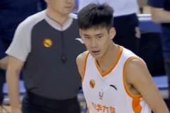 清华华侨大学篮球赛：命中率低迷，双方均难觅准星