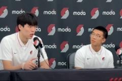 杨瀚森中英混杂讲述职业旅程，小杨努力引关注