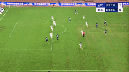 半场战报：三镇1-1成都，图多列破门+乌龙，罗慕洛送礼
