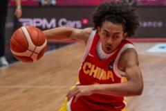 朱正被换下全场打20分钟，称肩膀被撞教练想保护他