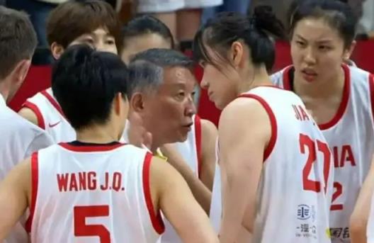 今晚19:30，中国女篮迎战澳大利亚女篮，期待复仇阻断连败阴影