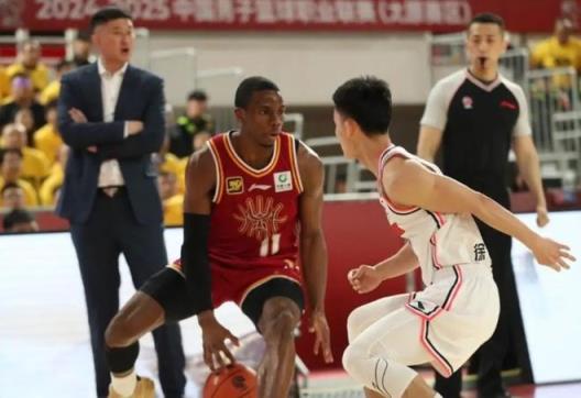 山西男篮果断出手！放弃场均26+6+8小外援，不如直接签下他！