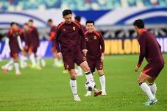 苏东：韩鹏飞、蒋圣龙需多补位 不要惧怕难看 国足应善用定位球