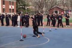 球队与球迷的双向奔赴...