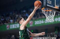 利夫35分难救主 空砍18中13数据亮眼