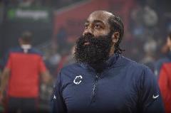 哈登降薪多年值得更大合同，手握球员选项重返全明星