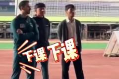 球迷高喊南基一下课！ 河南队再次被逆转葬送好局引球迷不满