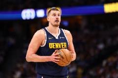 NBA历史首位全空砍的球员是约基奇