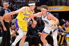 波杰姆斯基创纪录成为NBA历史上对阵湖人单场三分命中数第五多球员