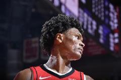 阿门封盖14+5+6+3+2+0，正负值+26震撼全场