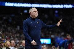 魔术师：NBA45年罕见场景 东眉互换 詹金斯马龙遭解雇