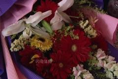 十年前曼诺执教泰山队，抵达中国时李霄鹏赴京接机