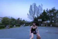 中锋只要在登哥身边，就会变得更好