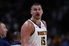 约基奇需砍下至少44分才能达成赛季场均30+三双
