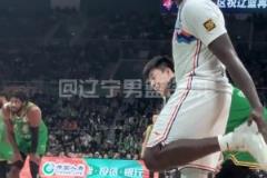 哈雷尔狂喷奥利弗：我会在澳洲干你小子！裁判吹T送他离场