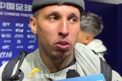 泰山队5-1大胜青岛西海岸，三叉戟渐入佳境克雷桑感谢队友
