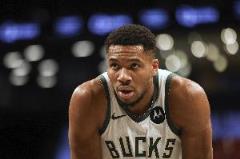 字母：若换成10-15年效力联盟，我有望连夺5次MVP，如今竞争太过激烈。