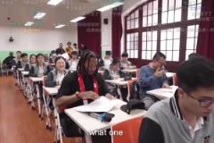 罗斯徐静雨英语考试！鲸鱼犯困全选C 罗斯母语也做错