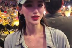 超美湖人球迷谈前三NBA球星：詹姆斯、科比、华子