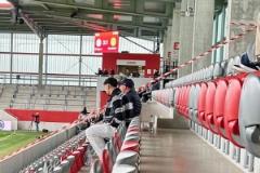 帕夫洛维奇亲临现场观看拜仁U19对阵多特U19，双方高层亦现身赛场