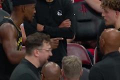 Coach Jimmy！巴特勒给勇士带来了不一样的东西