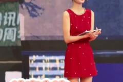 兄真喜！女主播泱泱晒上班Vlog，这双美腿简直了！