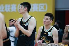媒体人：广厦发挥正常 三将得分20+ 解决篮板难题