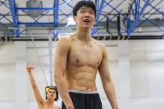 媒体人发布杨瀚森特训照：一周高强度训练告一段落，迎接新挑战