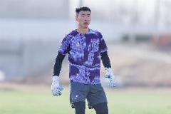 记者：方镜淇今日完成韧带修复手术，谢维军正常参加恢复训练