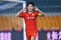北青体育：国足教练组慎用新人 现阶段难以获得出场机会