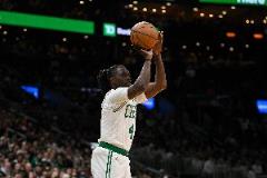 霍勒迪表现低迷 5中2仅得4分3犯正负-16