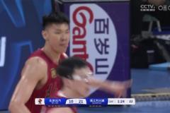 口吐芬芳范子铭被放空，随后中距离命中回应+退防国骂输出！