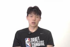 小伙很硬啊！杨瀚森谈对抗同届新秀：要么你飞过我 要么你头着地