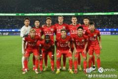 河南俱乐部酒祖杜康2-2浙江俱乐部绿城 卡多索传射刘鑫瑜绝平