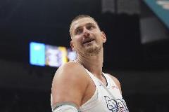 约基奇近7年全进季后赛，库昊唯一1轮游，个人数据太炸