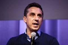内维尔预测英超争五格局：纽卡、曼城和维拉有望获欧冠资格