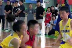 关于库里的穿搭，你打几分？
