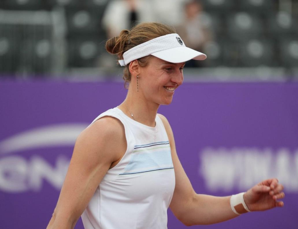 WTA500斯特拉斯堡站：萨姆索诺娃险胜巴多萨晋级四强