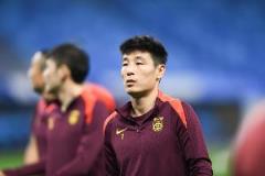 武磊准时抵达国足报到 无法参加合练 出征印尼仍存疑