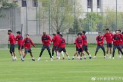 长春亚泰5月25日复工 苏亚雷斯率队开启首练