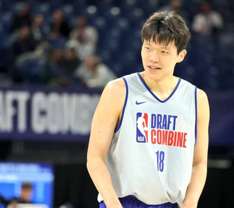 选秀专家王健：杨瀚森能否进入首轮取决于对手退选和自身表现